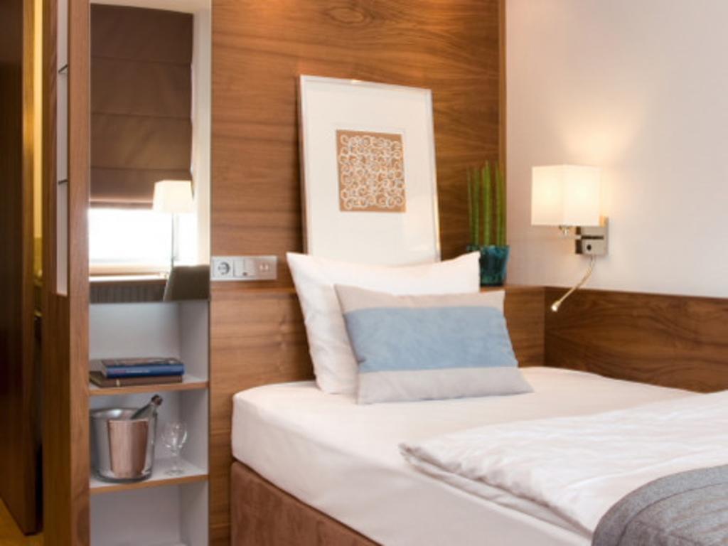 Golden Tulip Berlin Hotel Hamburg Стая снимка