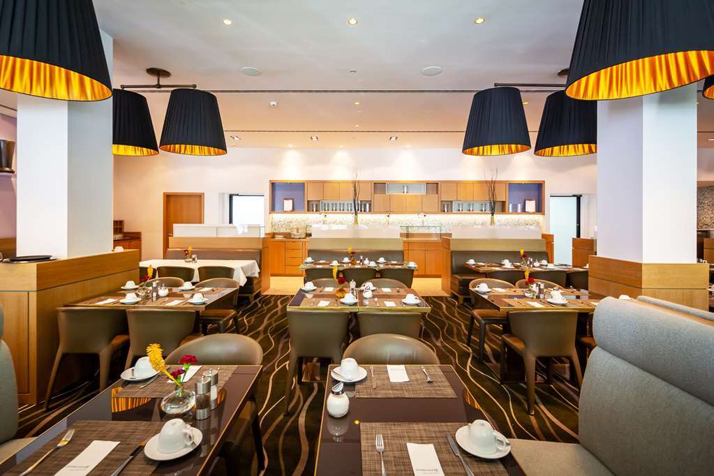 Golden Tulip Berlin Hotel Hamburg Ресторант снимка
